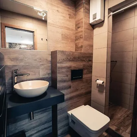 V Hadance Guest house *